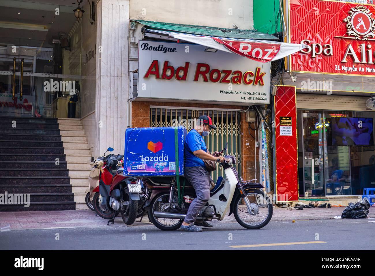 Lazada night delivery